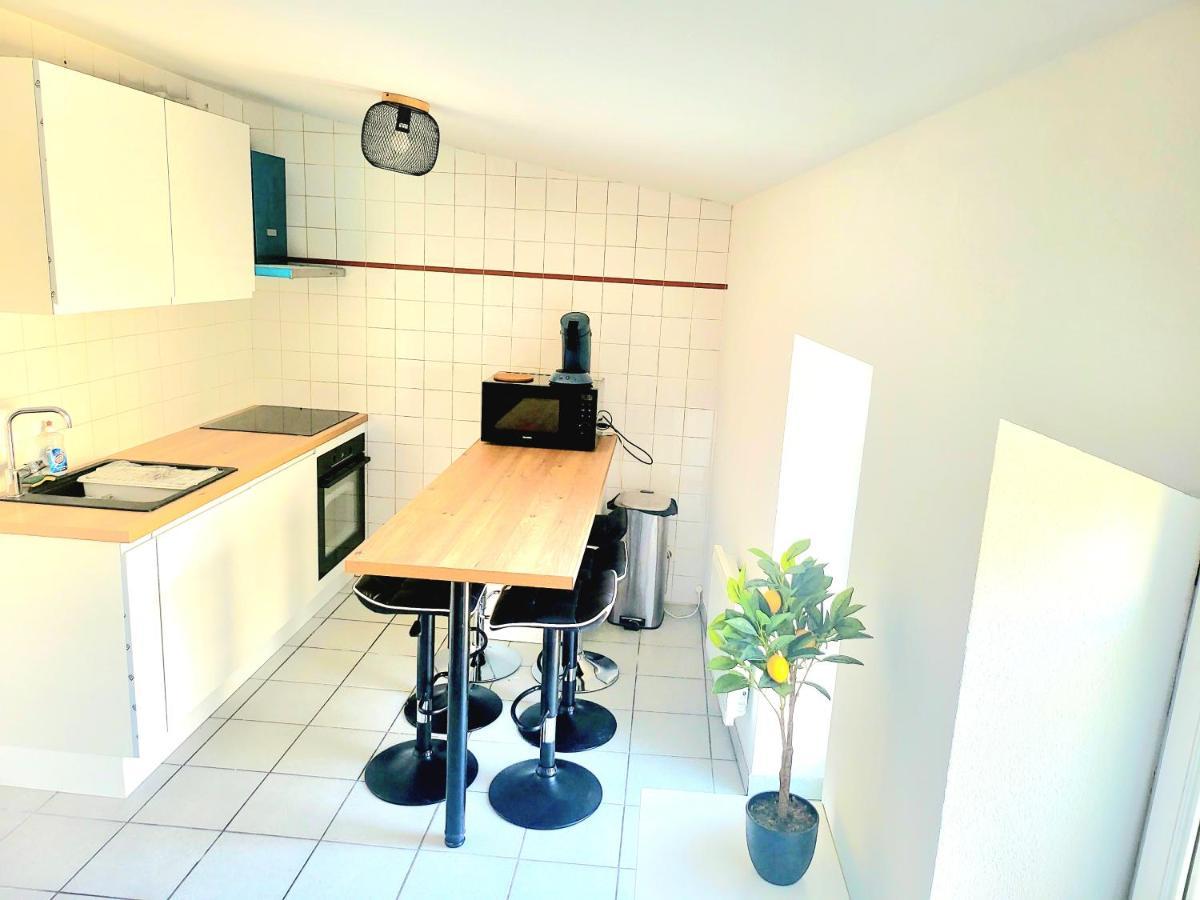 Charmant Appartement 2 Chambres 400 M Centre Gare Valence  Exteriör bild